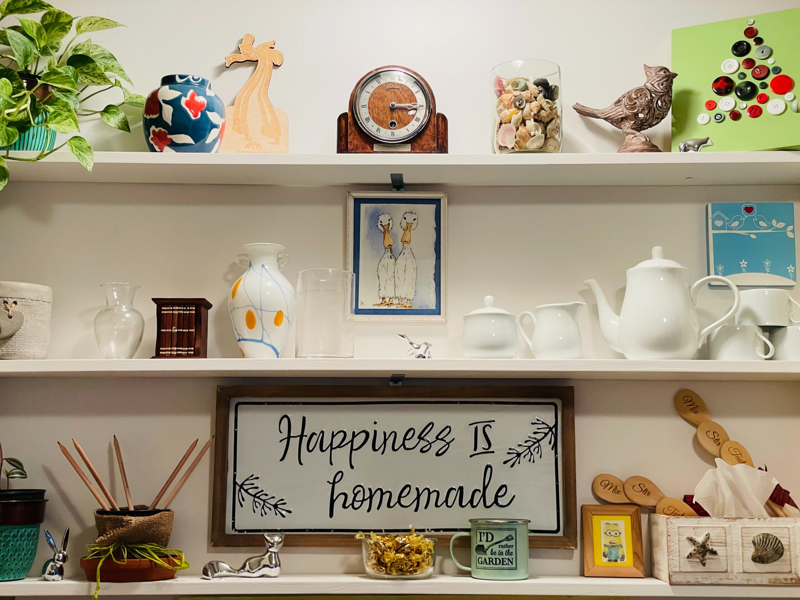 Re-gifting items on shelves